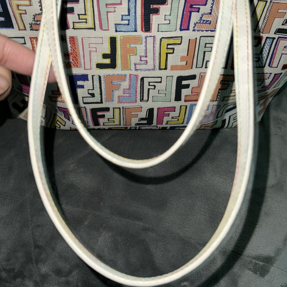 Preloved Fendi tote large multicolor excellent condition 15”X 10” - Picture 6 of 15